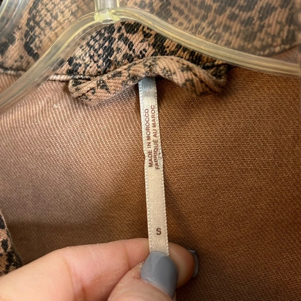 Free People Brown & Black Snakeskin‎ Print Denim Jacket- S - Picture 6 of 8